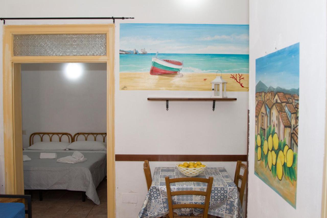 Terrasini 2000 Case Vacanza ภายนอก รูปภาพ