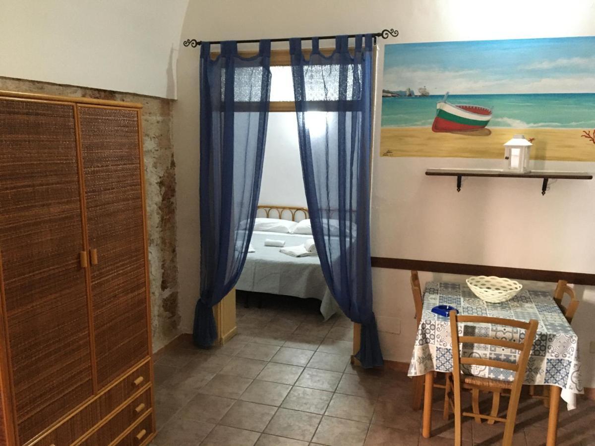 Terrasini 2000 Case Vacanza ภายนอก รูปภาพ