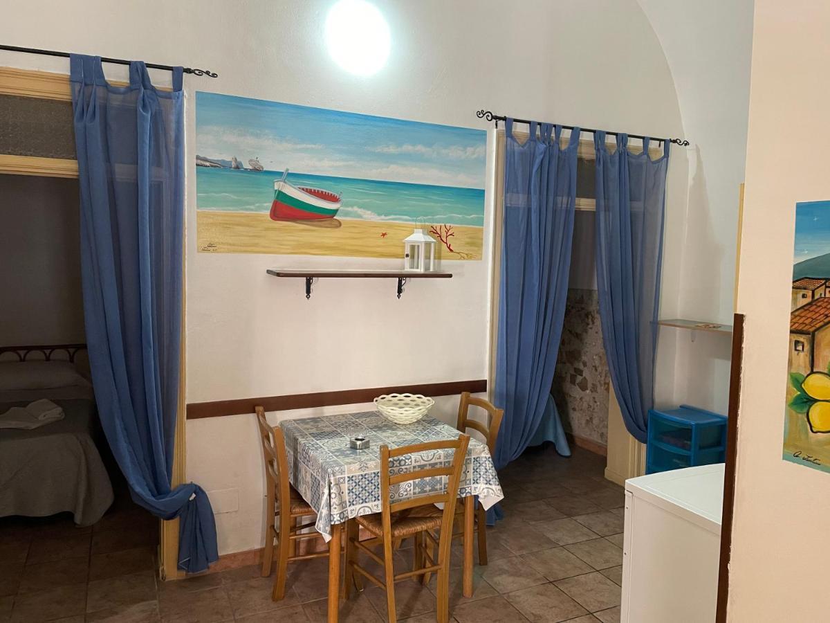 Terrasini 2000 Case Vacanza ภายนอก รูปภาพ