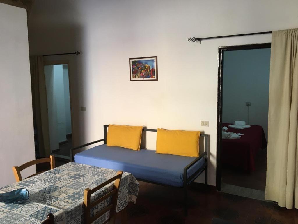Terrasini 2000 Case Vacanza ภายนอก รูปภาพ