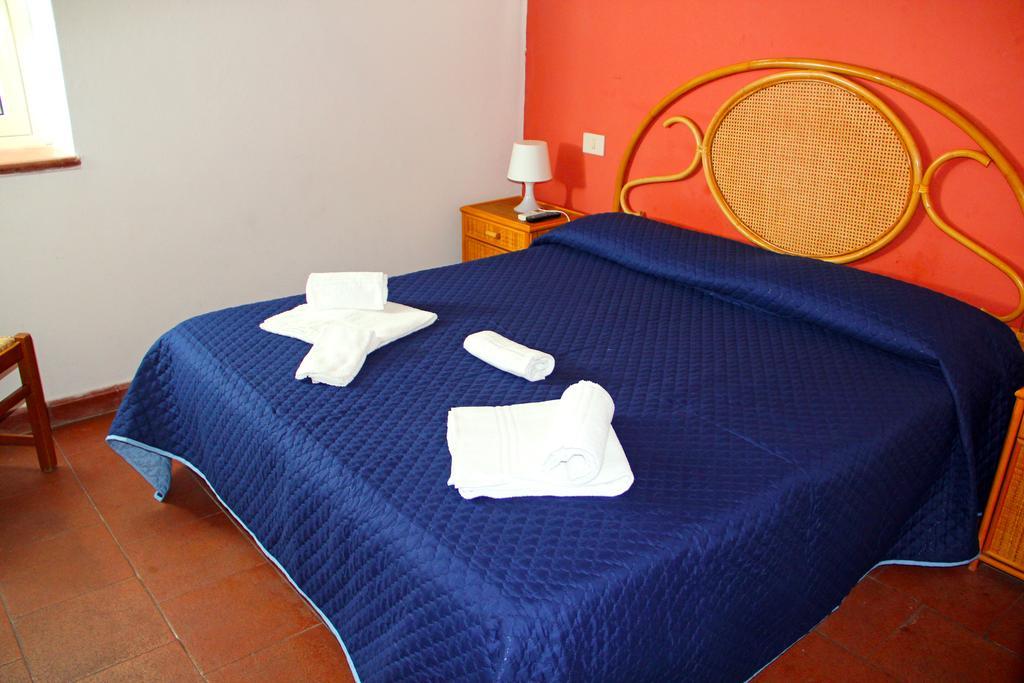 Terrasini 2000 Case Vacanza ภายนอก รูปภาพ