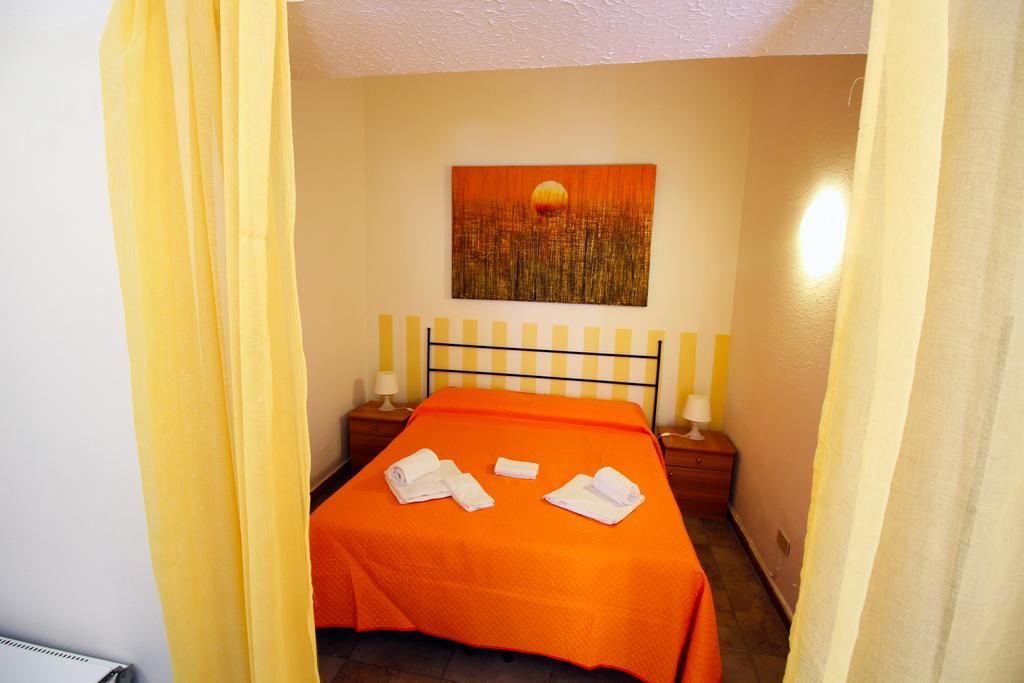 Terrasini 2000 Case Vacanza ภายนอก รูปภาพ