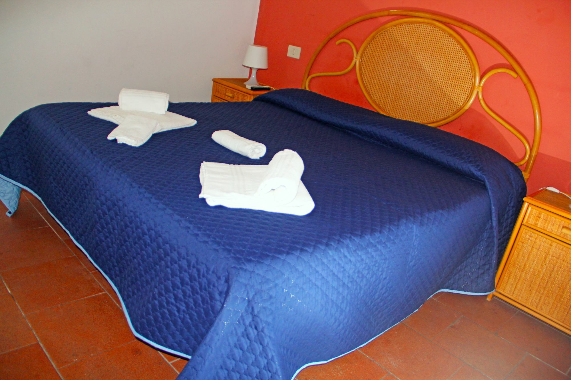 Terrasini 2000 Case Vacanza ภายนอก รูปภาพ